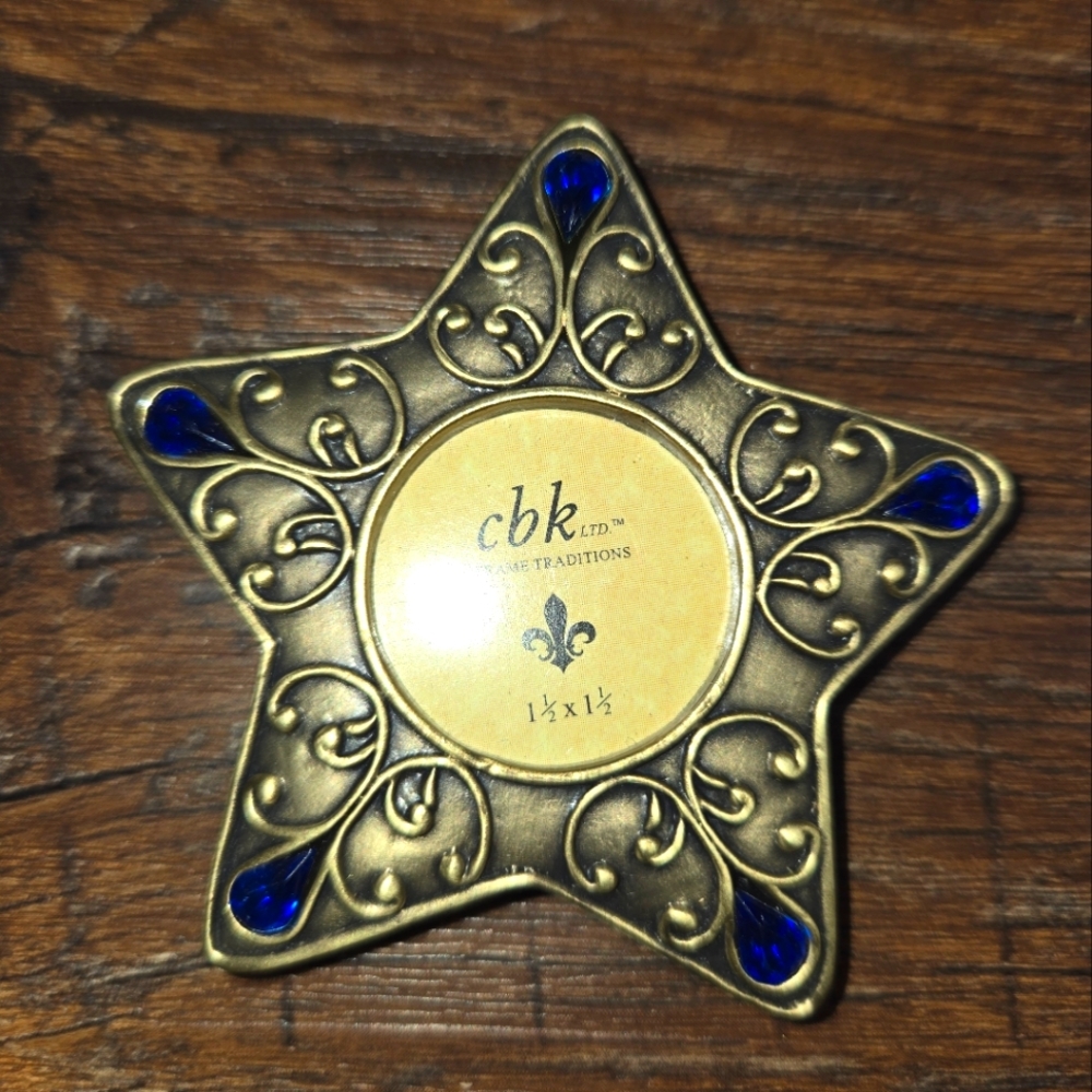 Cbk Ltd.- Magnet Star-Shaped Gold and Blue Photo Frame